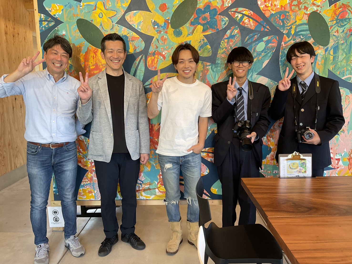 佐藤広大さん×ホンダカーズ南札幌さんのポスターを写真局生徒が撮影しました。