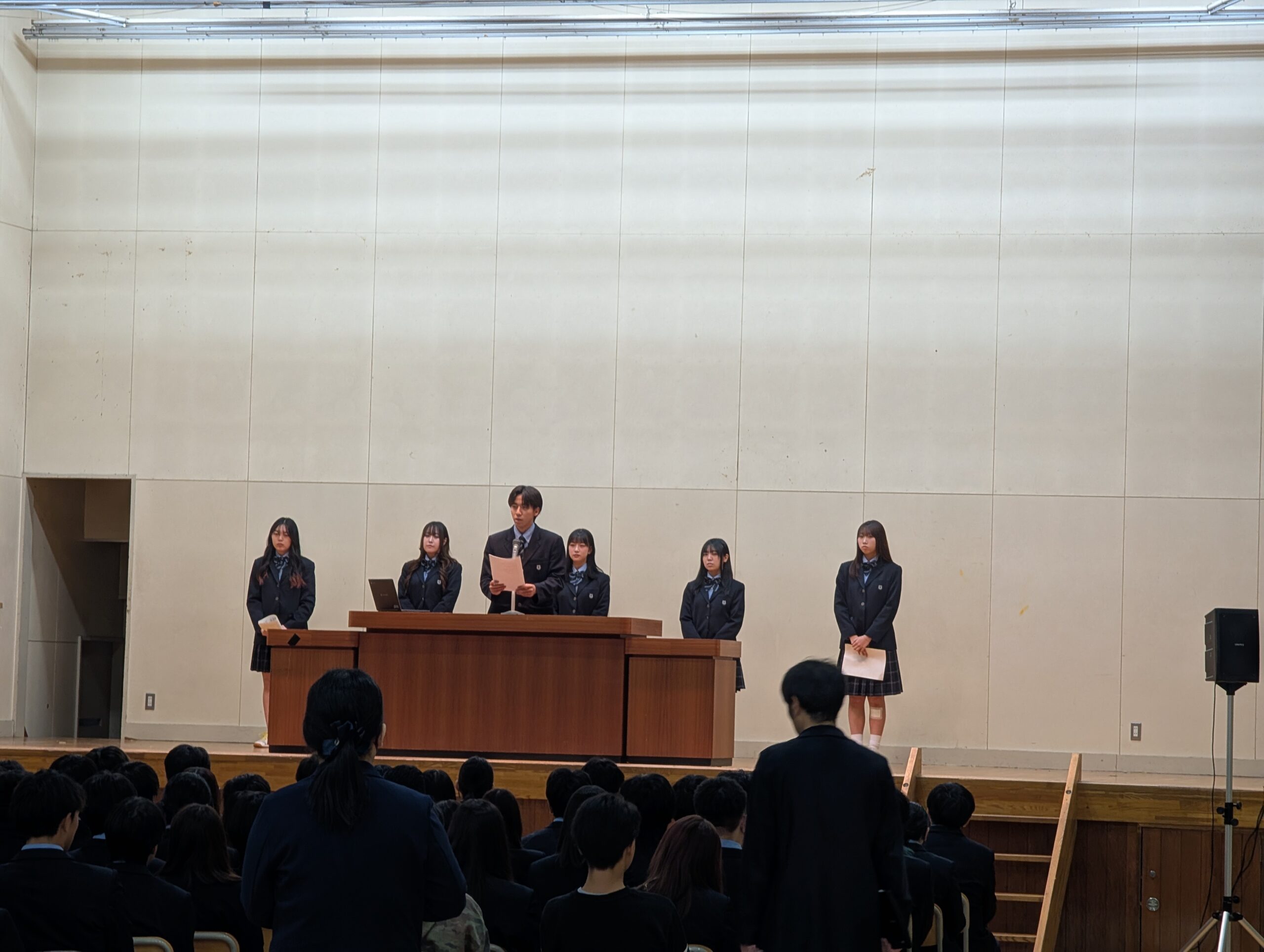 後期始業式・第67期生徒会役員の認証式